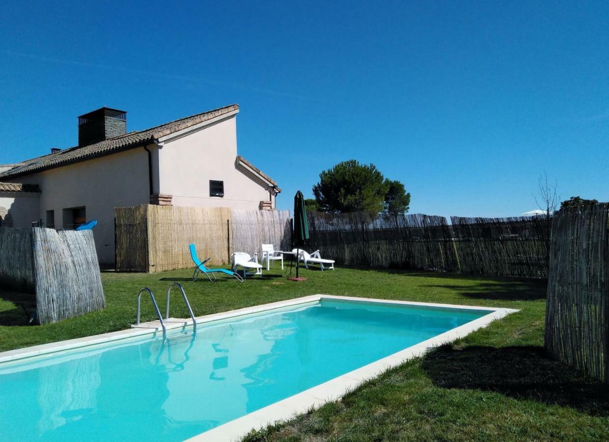 Casas Olmo Y Fresno Jardin Y Piscina A 17 Kilometros De Salamanca Exterior foto